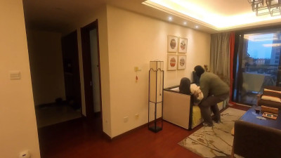 CD Kidnapped and disciplined by robbers
