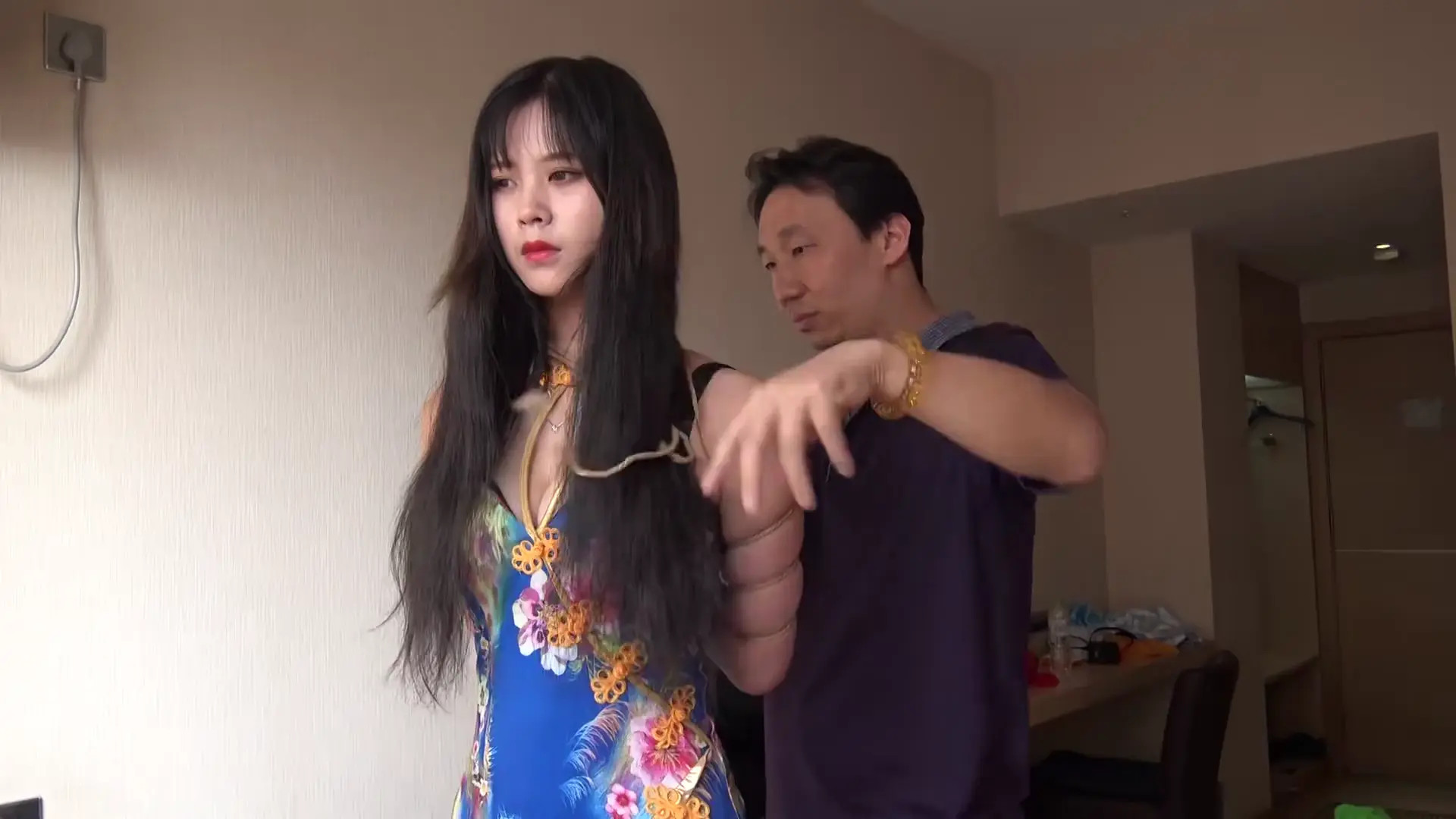 New Bondage Scene: Gorgeous chinese girl bondage - Stream & Download HD | BondageVid.com