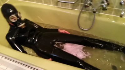 Latex Bathtub