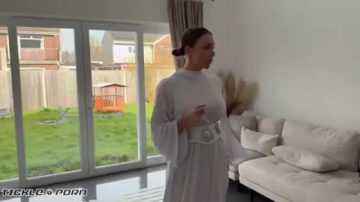 leia bound