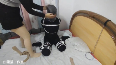 Bondage Bedtime Bliss: Sultry Sophistication