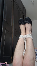 Experiencing my first selfbondage with ballet shoes