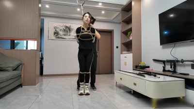 Shiyi spanked