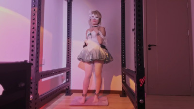 Bondage Beauty: Tied Up & Tempting Swings