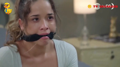 Areliz benel gagged