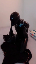 Latex pet