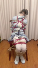 CD was bound by tangled ropes